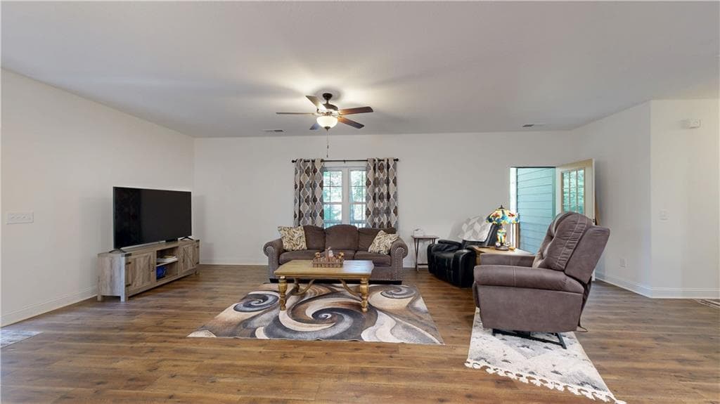 3 bedroom, 2 bathroom, 1,344 sq ft single family residence for sale at 33 Fischer Lane, Ellijay, GA 30540 — photo 8