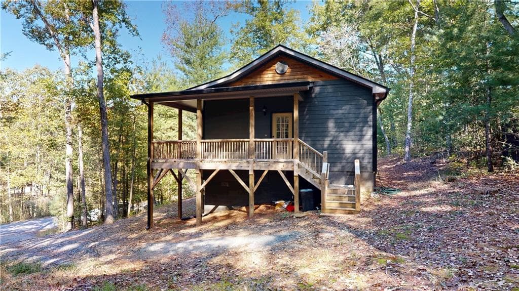 3 bedroom, 2 bathroom, 1,344 sq ft single family residence for sale at 33 Fischer Lane, Ellijay, GA 30540 — photo 2