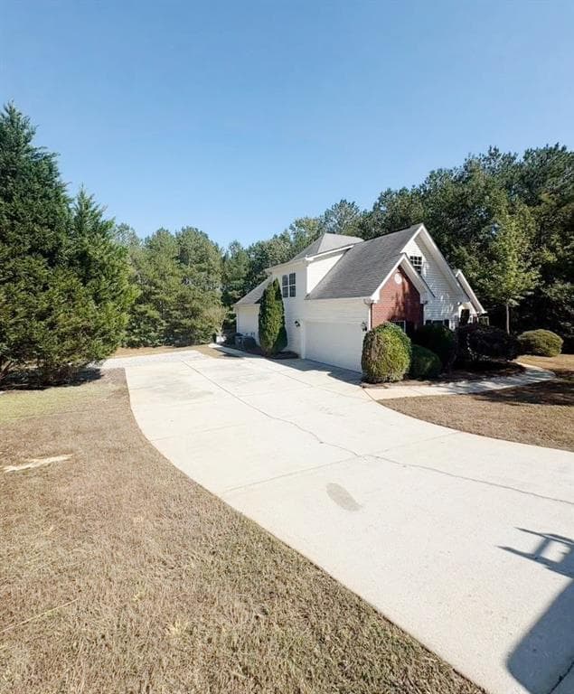 5 bedroom, 3 bathroom single family residence for sale at 10 Clarion Court, Covington, GA 30016 — photo 2