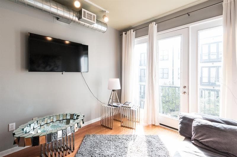 1 bedroom, 1 bathroom, 703 sq ft condominium for rent at 5300 PEACHTREE Road 2110, Chamblee, GA 30341 for $1,600 a month — photo 6