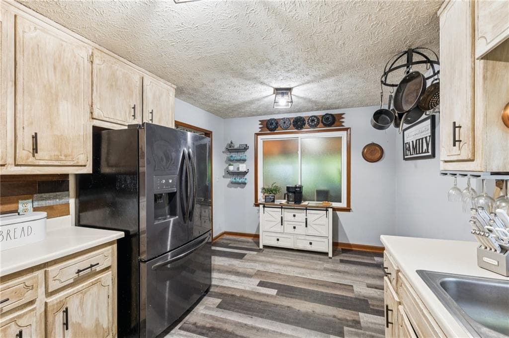 3 bedroom, 2 bathroom, 1,520 sq ft single family residence for sale at 202 Cedar Valley Court, Canton, GA 30115 — photo 7