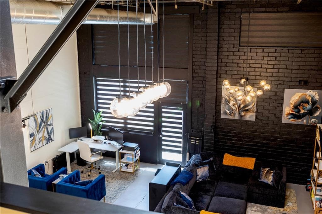 2 bedroom, 2 bathroom, 1,354 sq ft condominium for sale at 195 Arizona Avenue 107, Atlanta, GA 30307 — photo 4