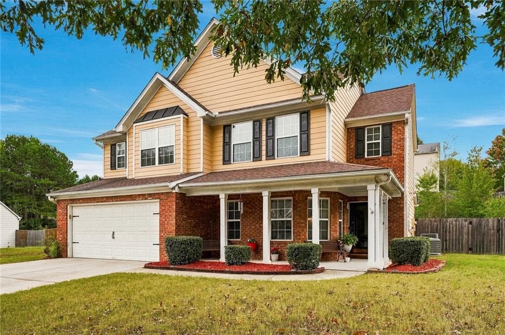 4 bedroom, 3 bathroom, 2,128 sq ft single family residence for sale at 825 Shannon Road, Loganville, GA 30052 — photo 3