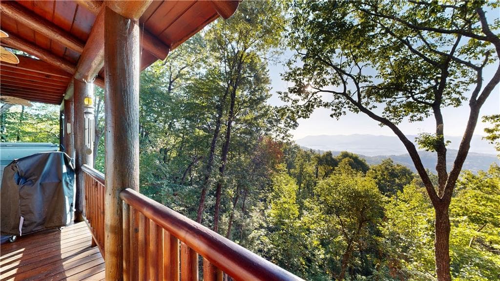 2 bedroom, 2 bathroom, 1,104 sq ft single family residence for sale at 398 Mountain View Road, Ellijay, GA 30540 — photo 3