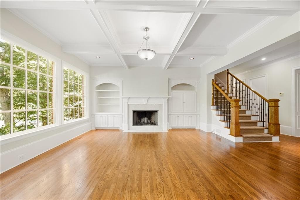7 bedroom, 7 bathroom, 7,852 sq ft single family residence for sale at 270 Trimble Crest Drive, Sandy Springs, GA 30342 — photo 4