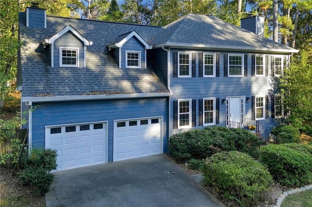3 bedroom, 3 bathroom, 2,521 sq ft single family residence under contract at 2061 Kolb Ridge Court, Marietta, GA 30008