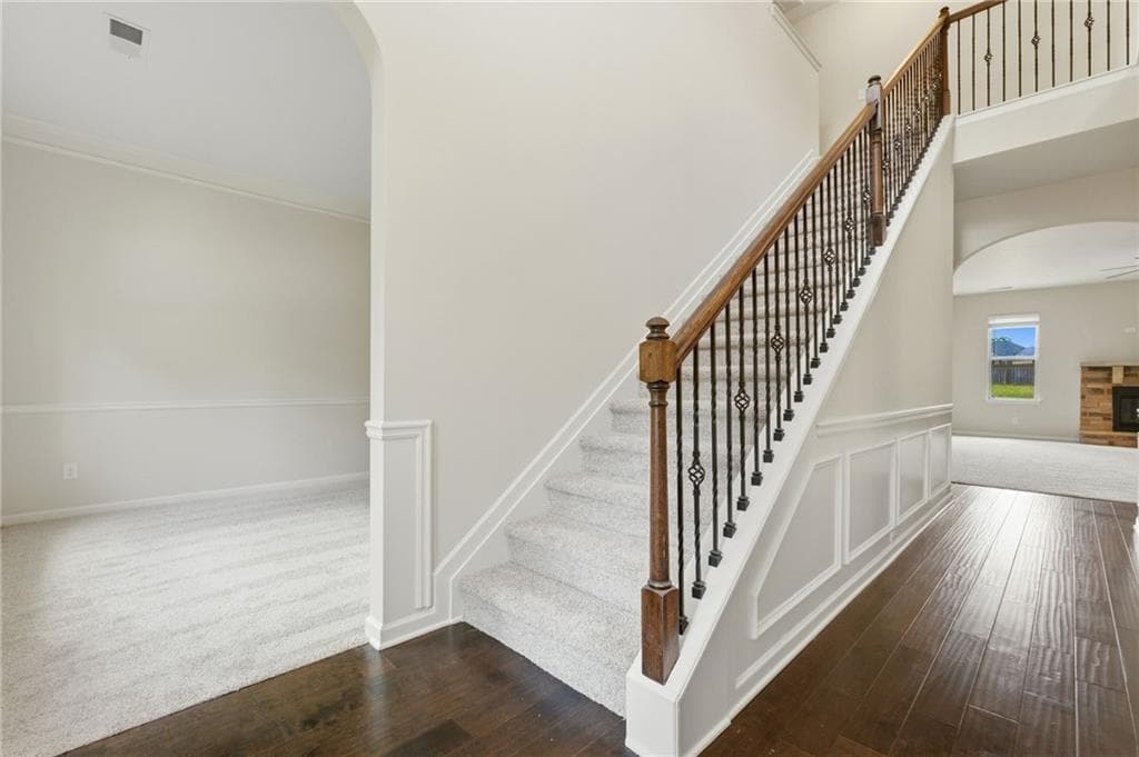 5 bedroom, 4 bathroom, 4,185 sq ft single family residence for sale at 9001 Dawes Crossing, Mcdonough, GA 30252 — photo 7