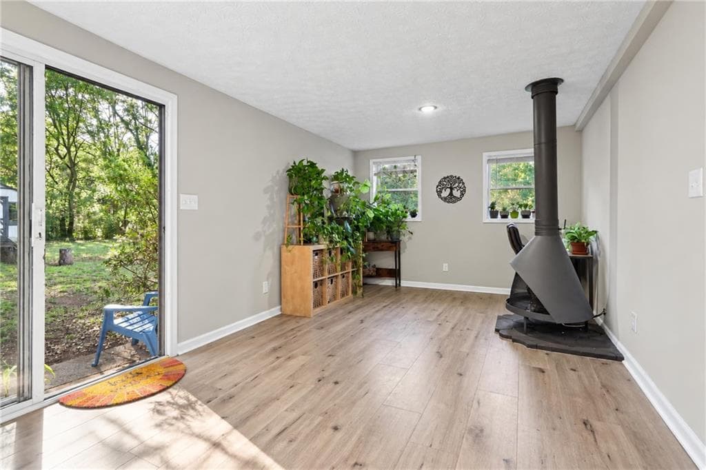 3 bedroom, 2 bathroom, 1,653 sq ft single family residence for sale at 1188 Russell Drive, Decatur, GA 30030 — photo 9