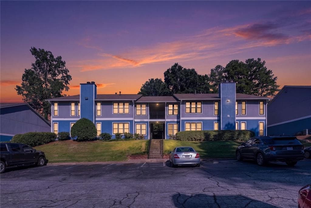 2 bedroom, 2 bathroom, 1,170 sq ft condominium for sale at 1442 Branch Drive, Tucker, GA 30084 — photo 1 of 48