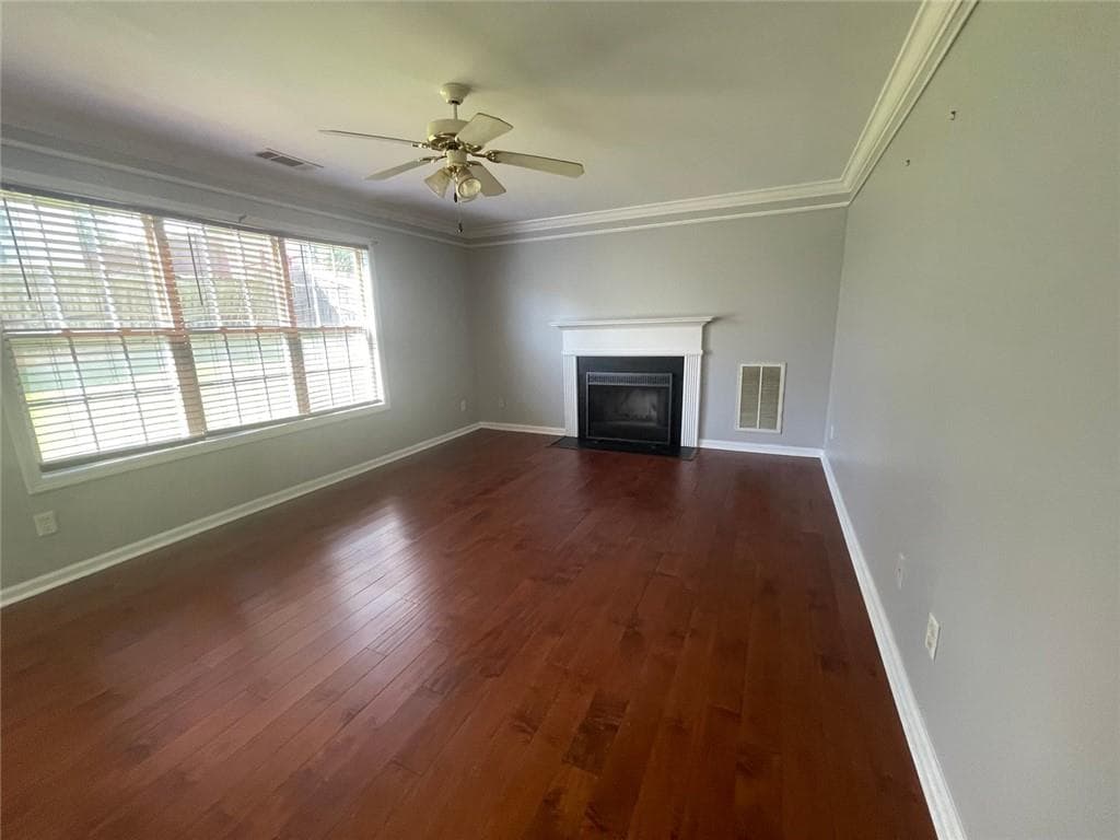 3 bedroom, 3 bathroom, 1,991 sq ft single family residence for sale at 6559 Snowbird Lane, Douglasville, GA 30134 — photo 2