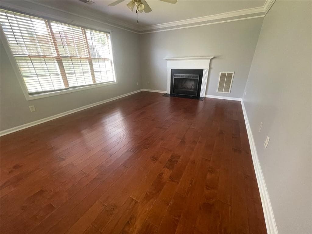3 bedroom, 3 bathroom, 1,991 sq ft single family residence for sale at 6559 Snowbird Lane, Douglasville, GA 30134 — photo 3
