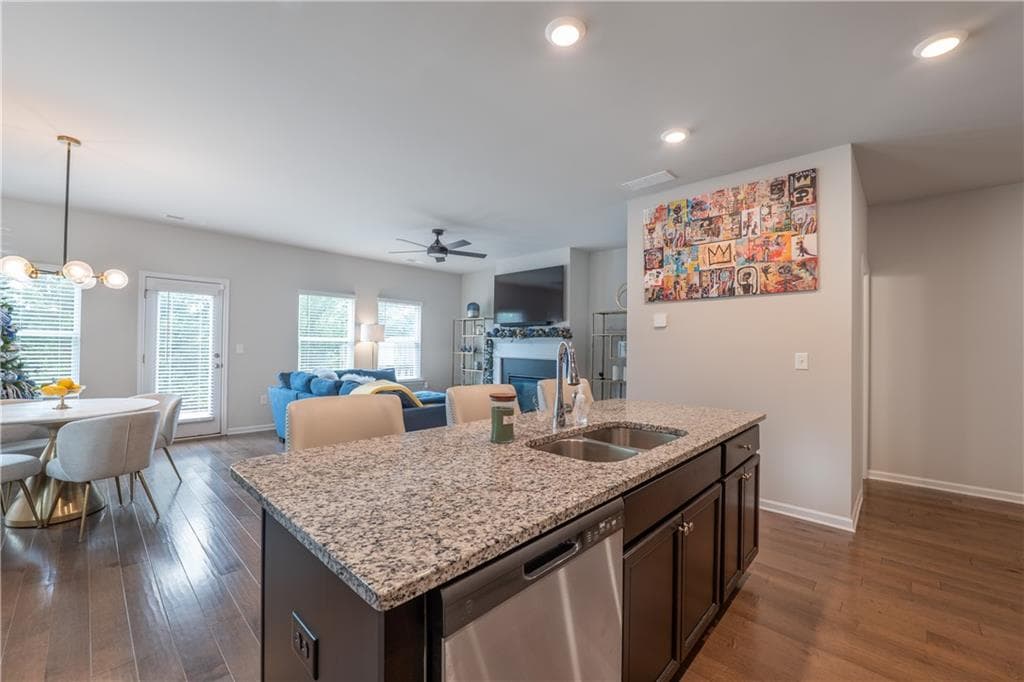 3 bedroom, 3 bathroom, 2,085 sq ft townhouse for rent at 2205 Apollo Place, Lithonia, GA 30058 for $2,300 a month — photo 9
