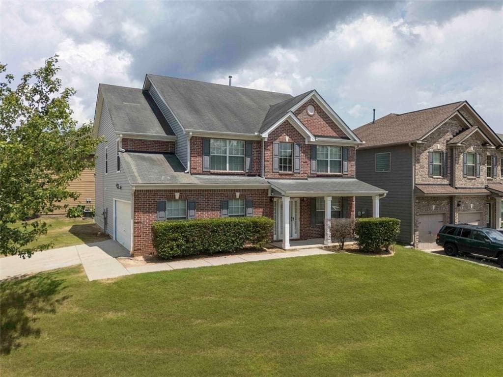 5 bedroom, 3 bathroom, 3,020 sq ft single family residence for sale at 7562 Bowhead Court, Fairburn, GA 30213 — photo 2