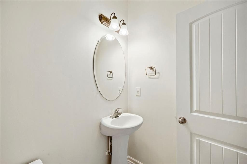 3 bedroom, 3 bathroom, 2,072 sq ft single family residence for sale at 6320 Headwaters Way, Rex, GA 30273 — photo 10