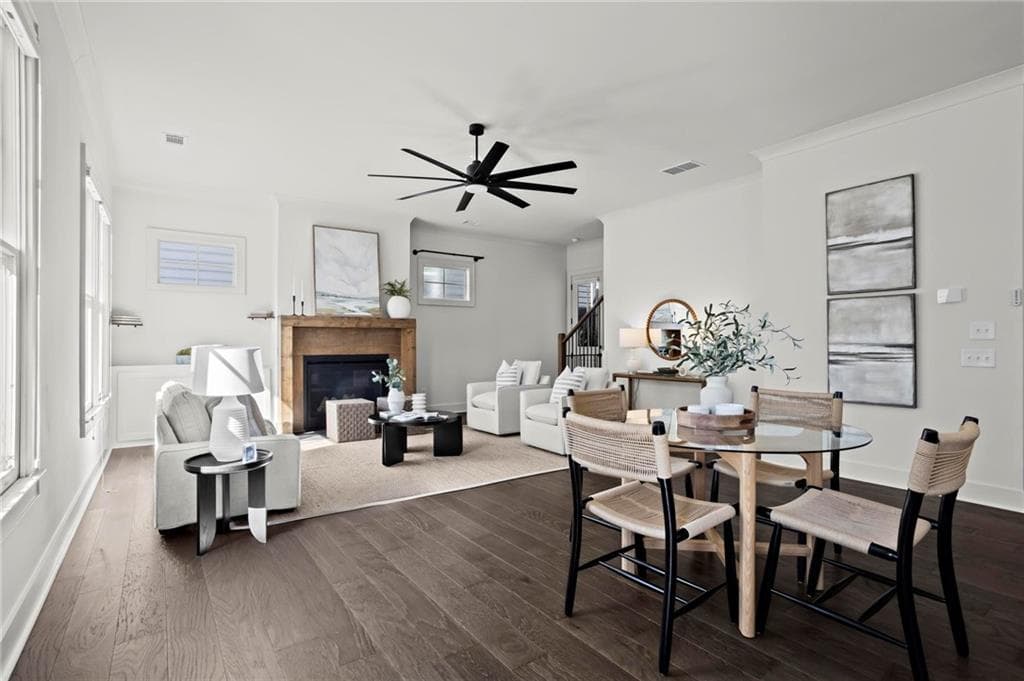 3 bedroom, 3 bathroom, 2,234 sq ft single family residence under contract at 646 Juneberry Lane, Atlanta, GA 30316 — photo 4