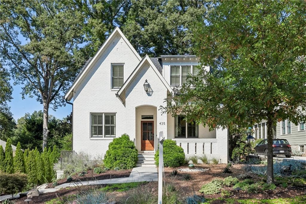 6 bedroom, 5 bathroom, 3,583 sq ft single family residence under contract at 435 Nelson Ferry Road, Decatur, GA 30030