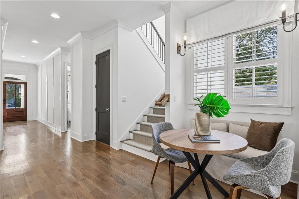 6 bedroom, 5 bathroom, 3,583 sq ft single family residence under contract at 435 Nelson Ferry Road, Decatur, GA 30030 — photo 5