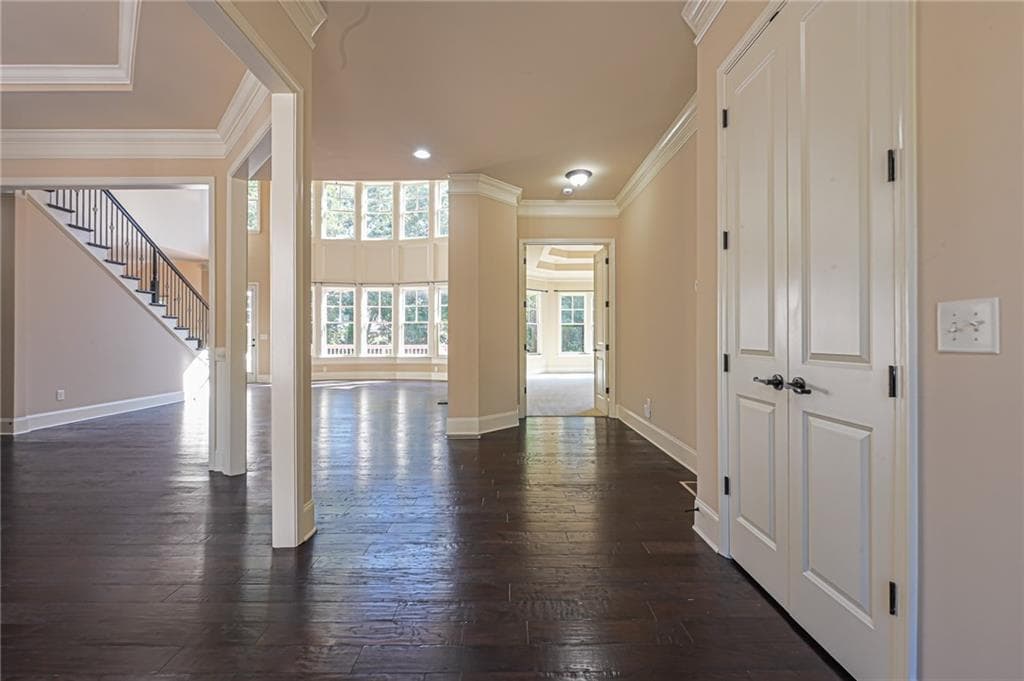 5 bedroom, 5 bathroom, 5,084 sq ft single family residence for rent at 10300 Meadow Crest Lane, Johns Creek, GA 30022 for $5,900 a month — photo 5