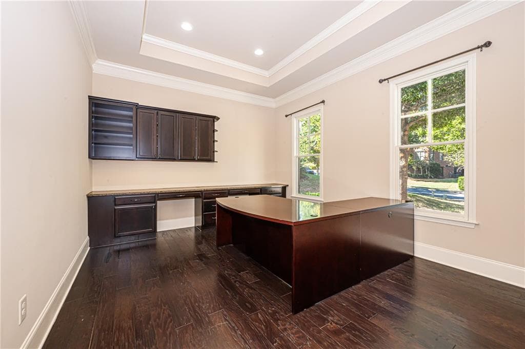 5 bedroom, 5 bathroom, 5,084 sq ft single family residence for rent at 10300 Meadow Crest Lane, Johns Creek, GA 30022 for $5,900 a month — photo 9