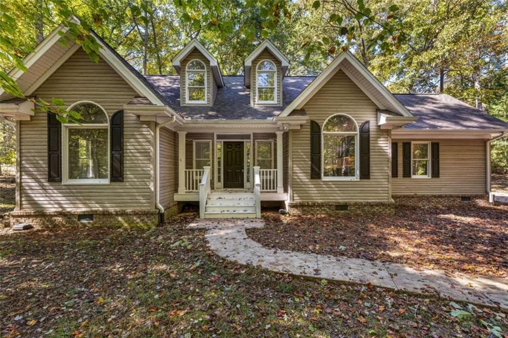 3 bedroom, 2 bathroom, 1,393 sq ft single family residence under contract at 140 Timbergate Trail, Blairsville, GA 30512 — photo 3