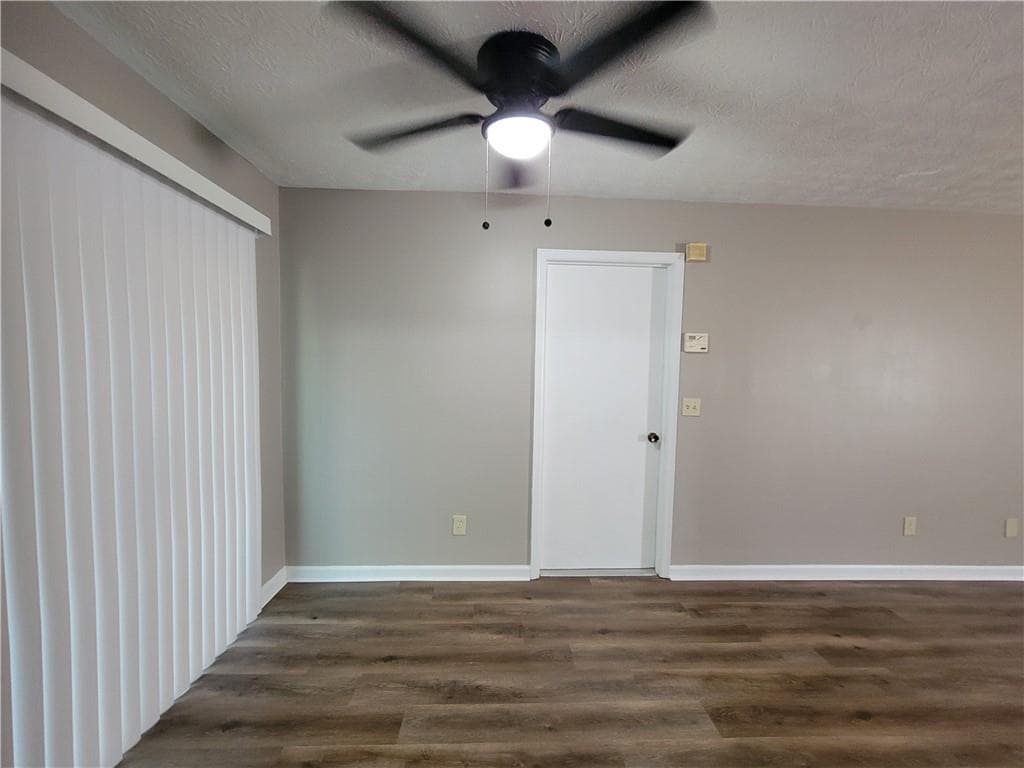 3 bedroom, 2 bathroom, 1,104 sq ft single family residence for sale at 3411 Rolling Ridge Road, Lawrenceville, GA 30044 — photo 6