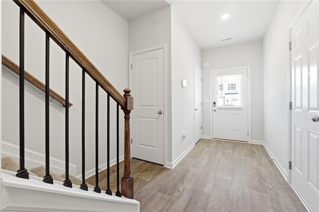 3 bedroom, 3 bathroom, 1,417 sq ft townhouse under contract at 115 Meadowview Drive, Temple, GA 30179 — photo 4