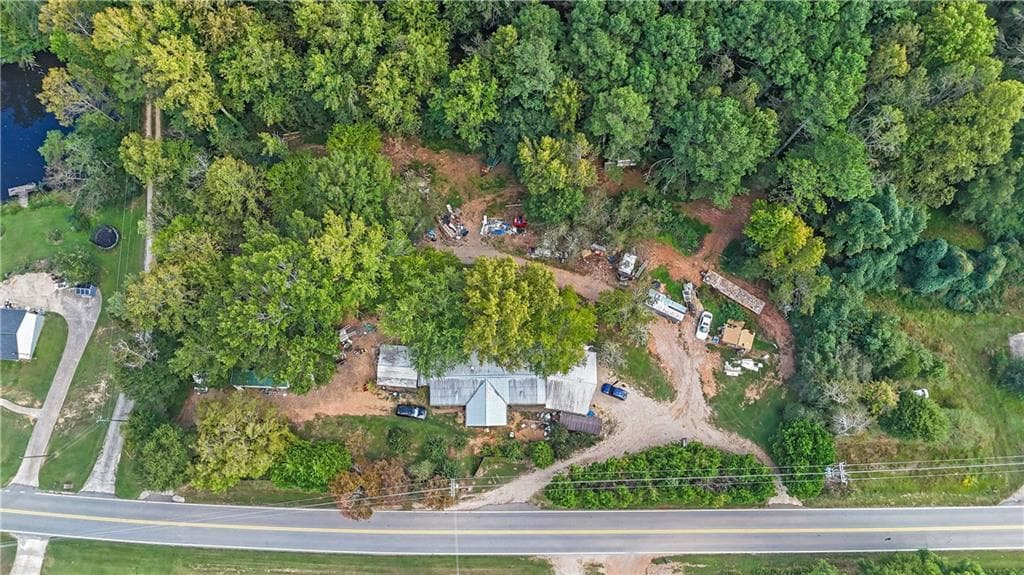 3 bedroom, 3 bathroom, 1,620 sq ft single family residence for sale at 4233 Jim Hood Road, Gainesville, GA 30506 — photo 2