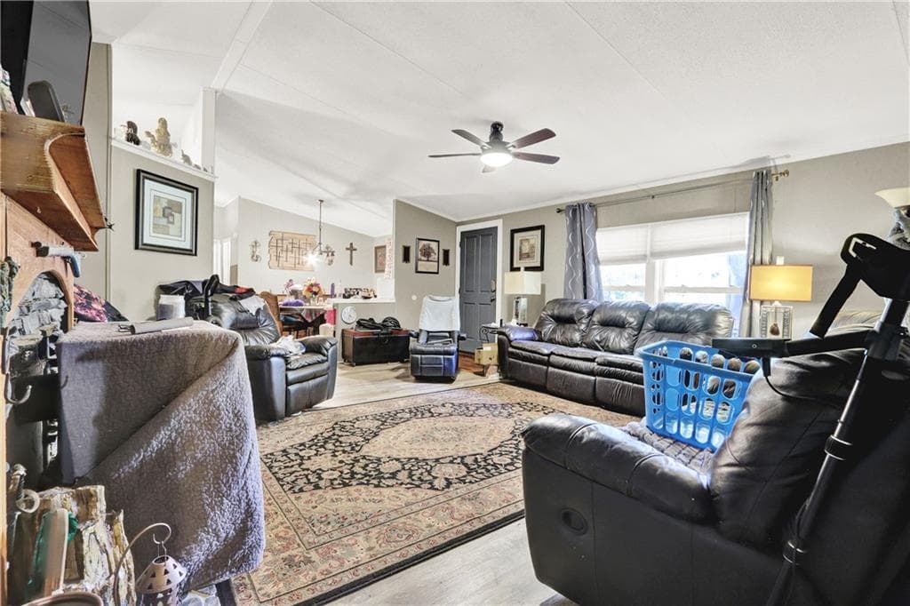 3 bedroom, 3 bathroom, 1,620 sq ft single family residence for sale at 4233 Jim Hood Road, Gainesville, GA 30506 — photo 5