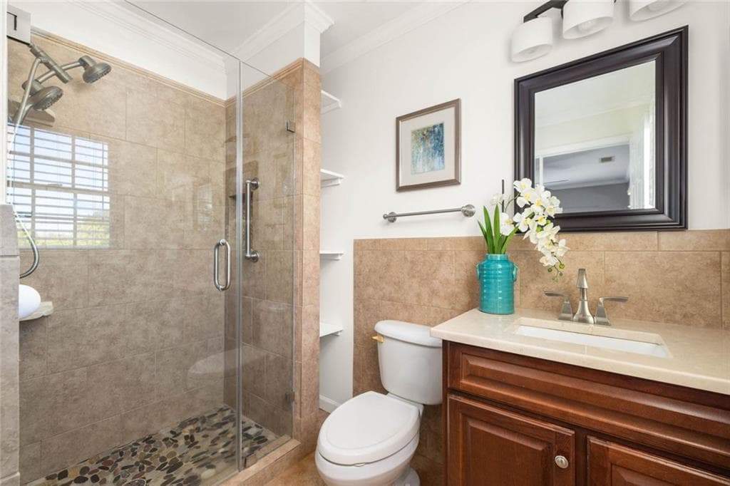 3 bedroom, 3 bathroom, 1,800 sq ft single family residence for sale at 789 Bellemeade Avenue, Atlanta, GA 30318 — photo 6