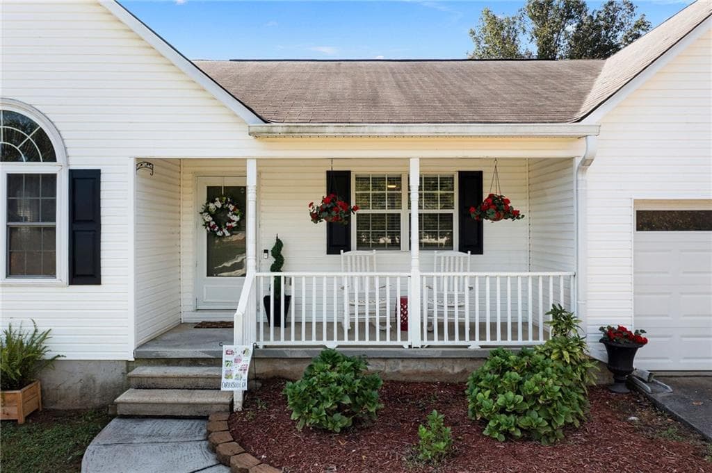 3 bedroom, 2 bathroom, 1,609 sq ft single family residence under contract at 28 Valley Creek Drive, Cartersville, GA 30120 — photo 7