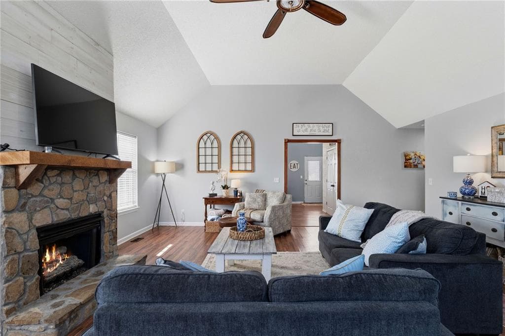 3 bedroom, 2 bathroom, 1,609 sq ft single family residence under contract at 28 Valley Creek Drive, Cartersville, GA 30120 — photo 10