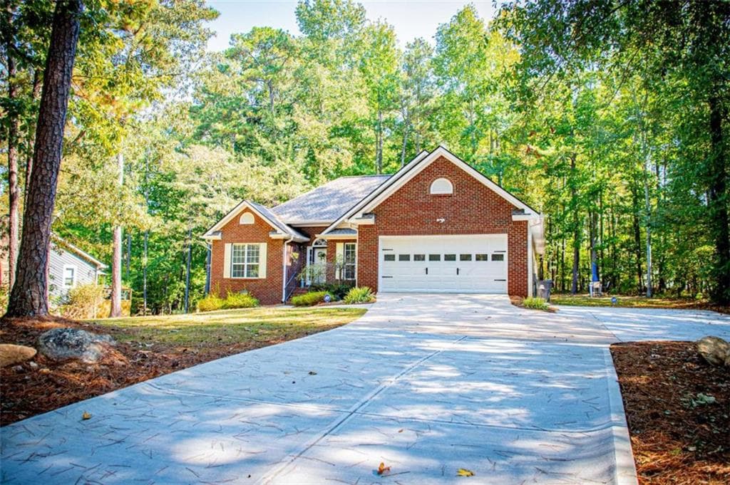 3 bedroom, 2 bathroom, 1,773 sq ft single family residence for sale at 3051 Lakeview Parkway, Villa Rica, GA 30180 — photo 5