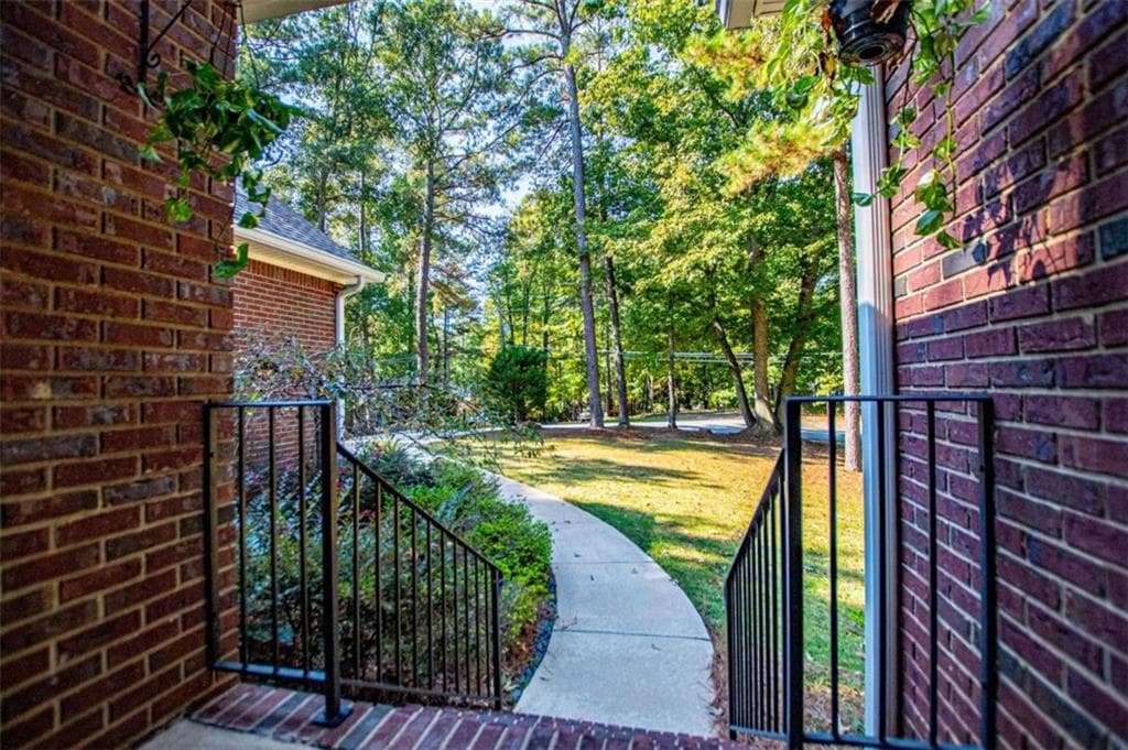 3 bedroom, 2 bathroom, 1,773 sq ft single family residence for sale at 3051 Lakeview Parkway, Villa Rica, GA 30180 — photo 8