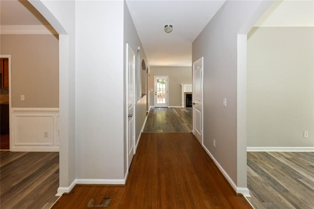 6 bedroom, 4 bathroom, 4,808 sq ft single family residence for rent at 2025 Jessica Way, Conyers, GA 30012 for $2,850 a month — photo 3