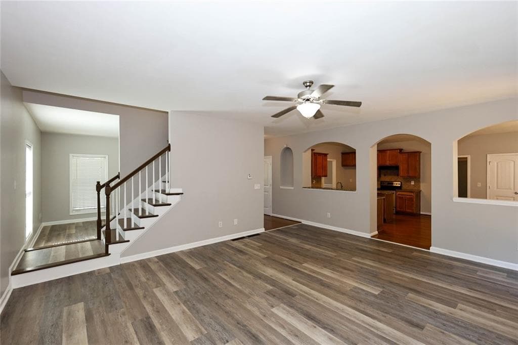 6 bedroom, 4 bathroom, 4,808 sq ft single family residence for rent at 2025 Jessica Way, Conyers, GA 30012 for $2,850 a month — photo 9