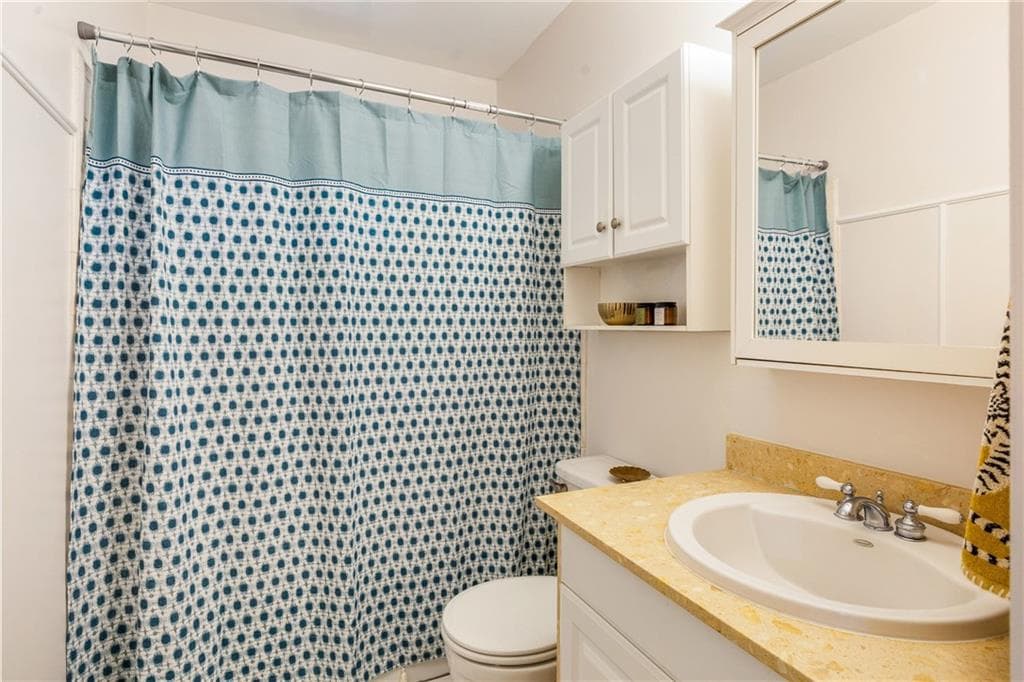 2 bedroom, 2 bathroom, 1,100 sq ft duplex for rent at 834 Wilson Circle, Marietta, GA 30064 for $1,600 a month — photo 6
