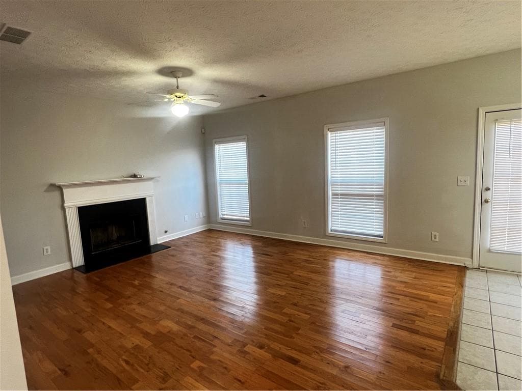4 bedroom, 3 bathroom, 1,958 sq ft single family residence for rent at 835 Clairidge Lane, Lawrenceville, GA 30046 for $2,250 a month — photo 5