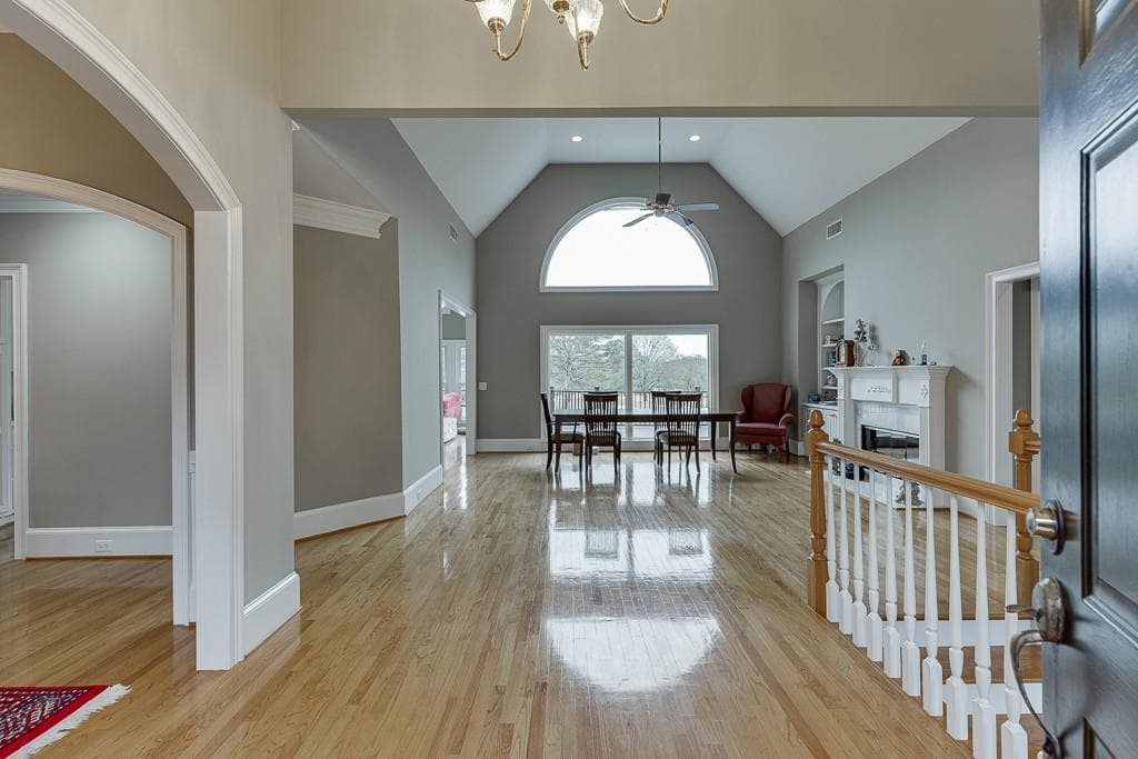 5 bedroom, 6 bathroom, 5,109 sq ft single family residence for sale at 5685 Golf Club Drive, Braselton, GA 30517 — photo 8