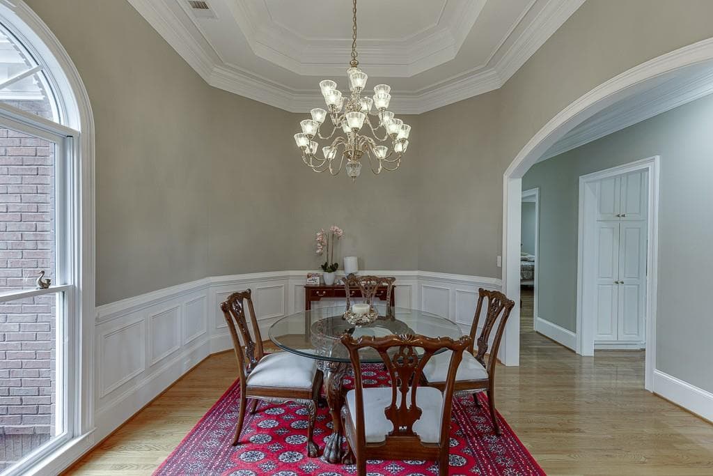 5 bedroom, 6 bathroom, 5,109 sq ft single family residence for sale at 5685 Golf Club Drive, Braselton, GA 30517 — photo 9
