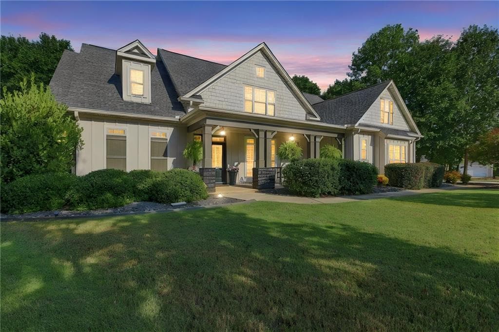 5 bedroom, 5 bathroom, 3,627 sq ft single family residence for sale at 26 Buckeye Ct, Sharpsburg, GA 30277 — photo 2