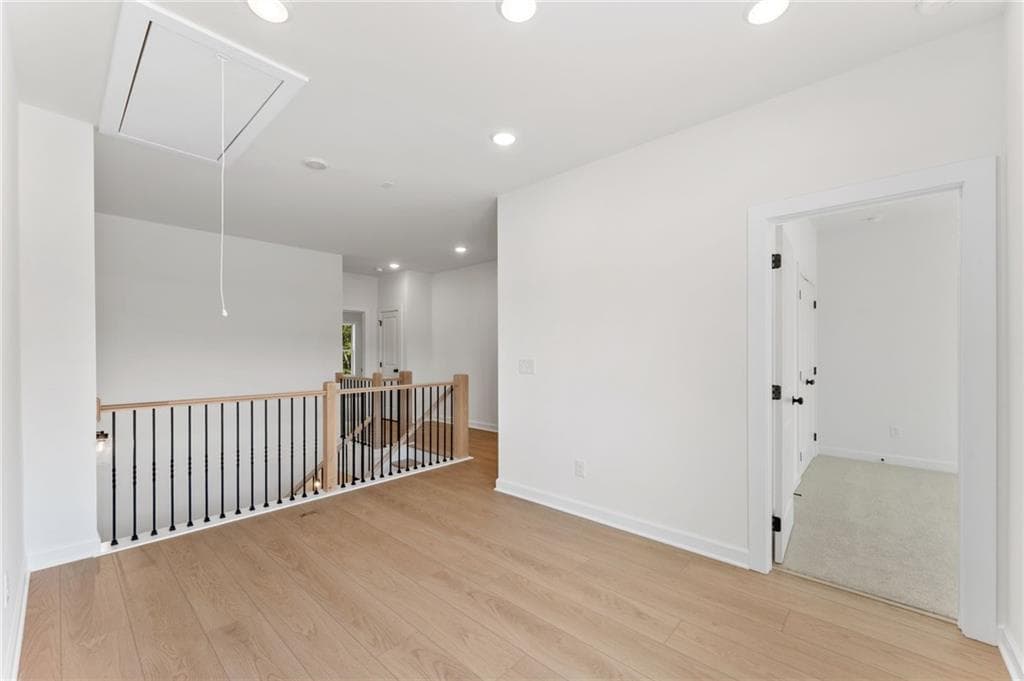 5 bedroom, 3 bathroom, 2,820 sq ft single family residence for sale at 2738 Woodland Terrace, Smyrna, GA 30080 — photo 8