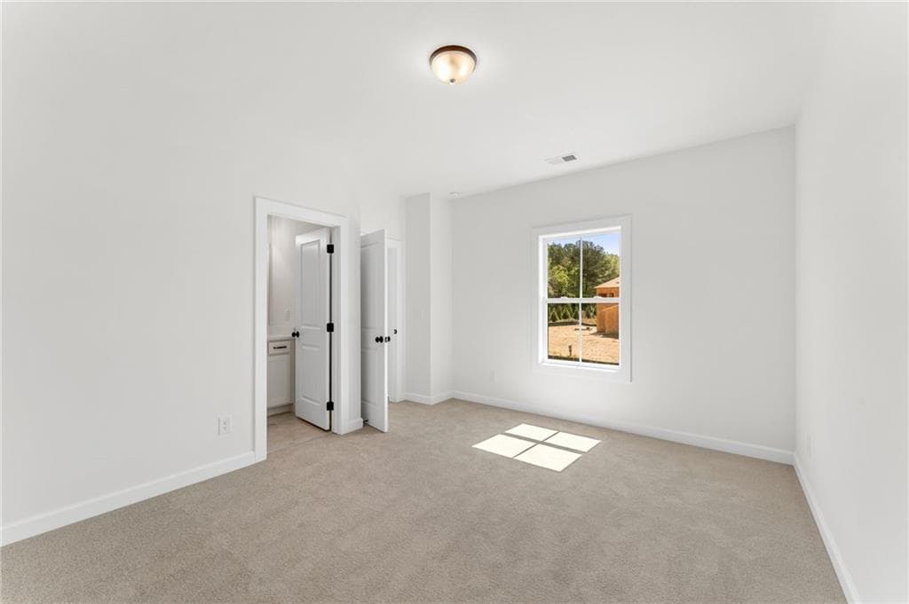5 bedroom, 3 bathroom, 2,820 sq ft single family residence for sale at 2738 Woodland Terrace, Smyrna, GA 30080 — photo 9