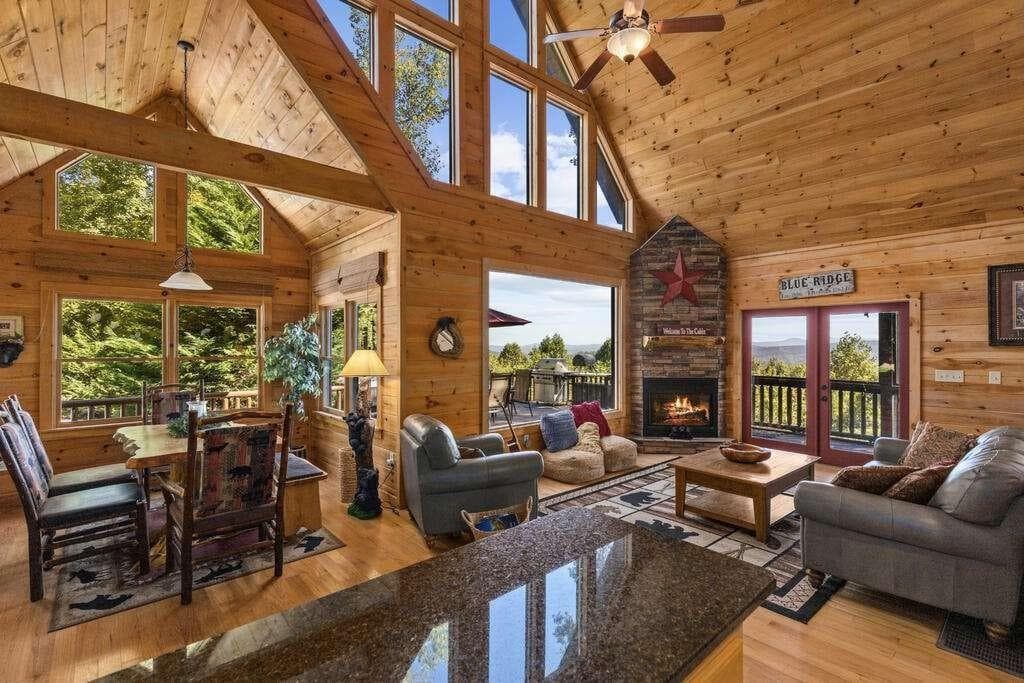 4 bedroom, 3 bathroom, 2,432 sq ft single family residence for sale at 929 Overlook Road, Blue Ridge, GA 30513 — photo 8