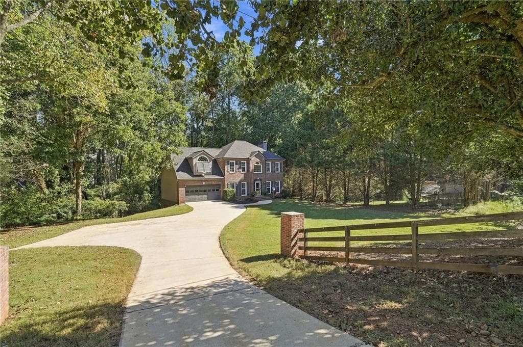4 bedroom, 4 bathroom, 2,441 sq ft single family residence for sale at 8965 Old Keith Bridge Road, Gainesville, GA 30506 — photo 2