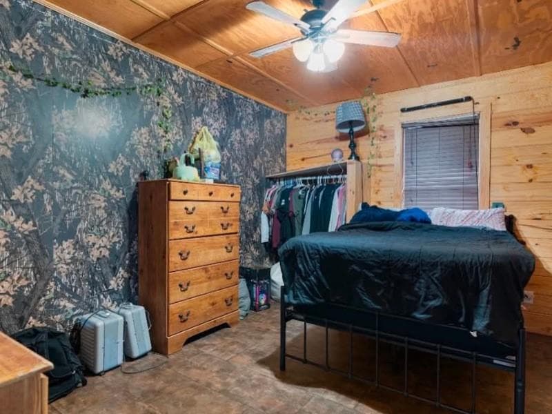 5 bedroom, 2 bathroom, 2,154 sq ft single family residence for sale at 5912 Yellow Bluff Road, Blackshear, GA 31516 — photo 9
