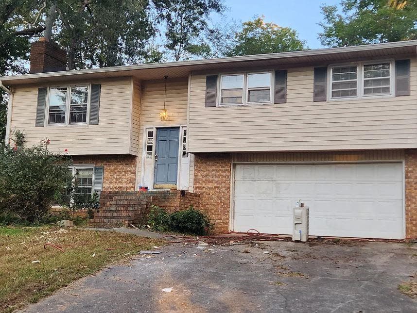 4 bedroom, 3 bathroom, 2,124 sq ft single family residence for rent at 1304 Vine Street, Gainesville, GA 30501 for $2,250 a month — photo 1 of 16