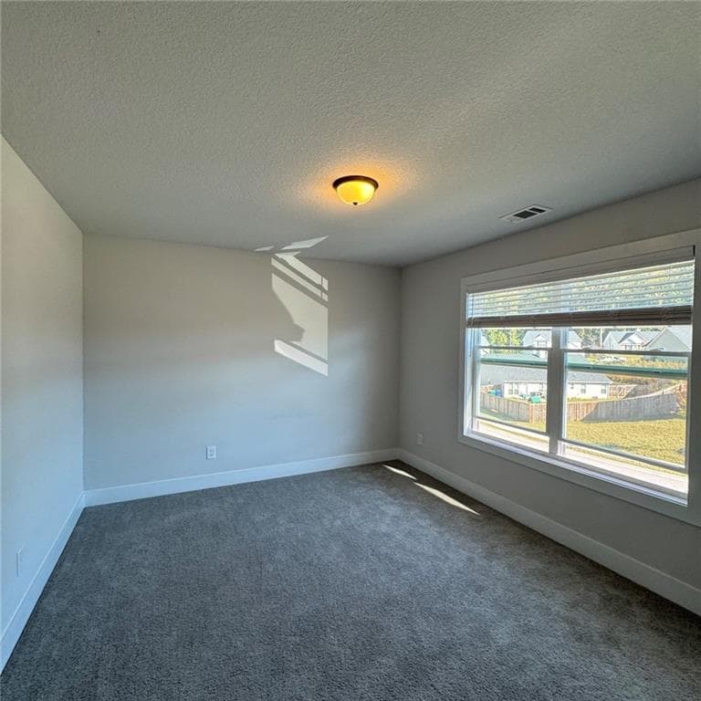 4 bedroom, 3 bathroom, 2,200 sq ft single family residence for rent at 52 Suwannee Way, Jefferson, GA 30549 for $1,950 a month — photo 5