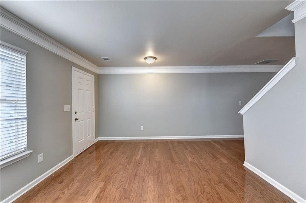 5 bedroom, 3 bathroom, 2,714 sq ft single family residence for rent at 3070 Centerglen Lane, Cumming, GA 30040 for $2,450 a month — photo 7