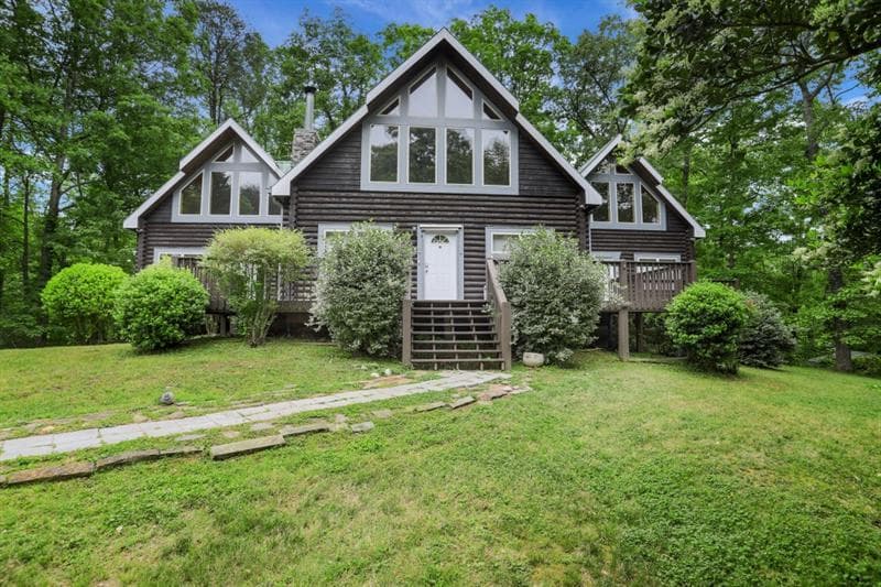 quadruplex for sale at 101 Yellow Bluff Road, Dahlonega, GA 30533 — photo 1 of 20