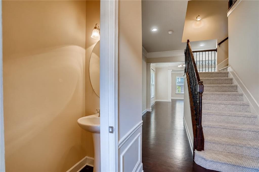 3 bedroom, 4 bathroom, 2,540 sq ft townhouse for rent at 2544 Josselyn Lane, Smyrna, GA 30080 for $4,000 a month — photo 4